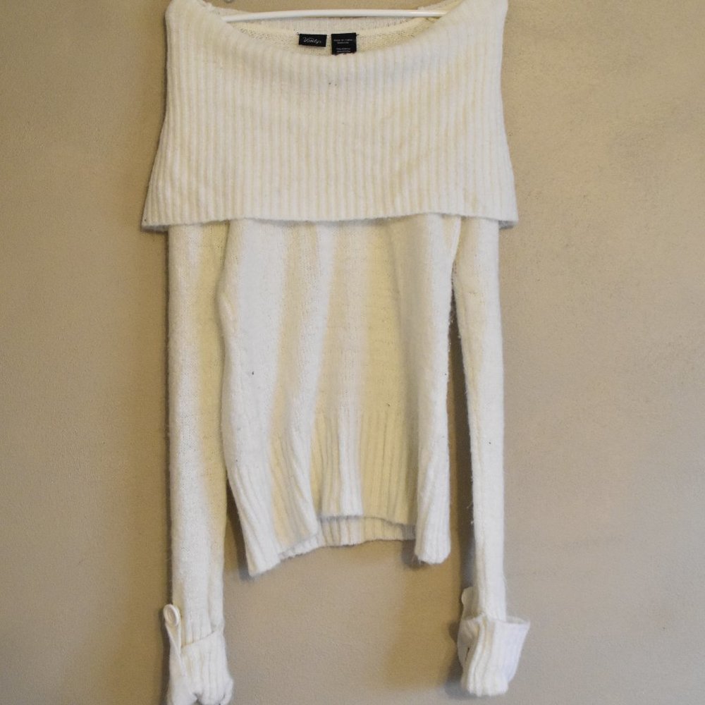 Vanity - Large - White - Sweater